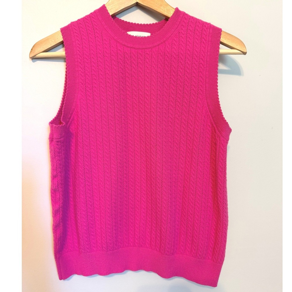 Free Assembly Sweater Vest Women Large Pink Excellent Cable Knit Sleeveless
